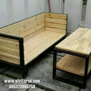 Harga meja kursi cafe satu jutaan murah dari jepara