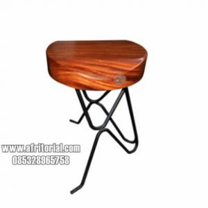 Kursi Cafe Unik Kayu Trembesi dan Kaki Besi Karakter Galau