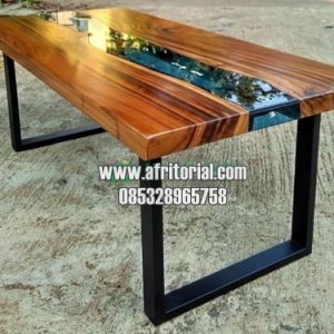 Meja Trembesi Resin epoxy Kaki Besi Hollow